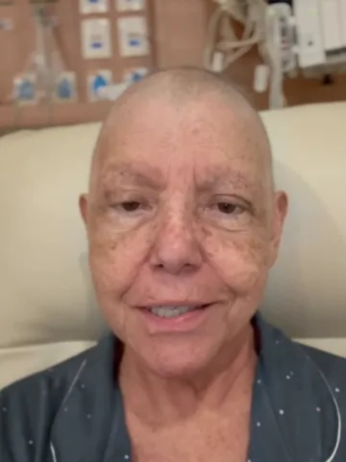 Roseana Sarney recebe alta hospitalar após internação por pneumonia