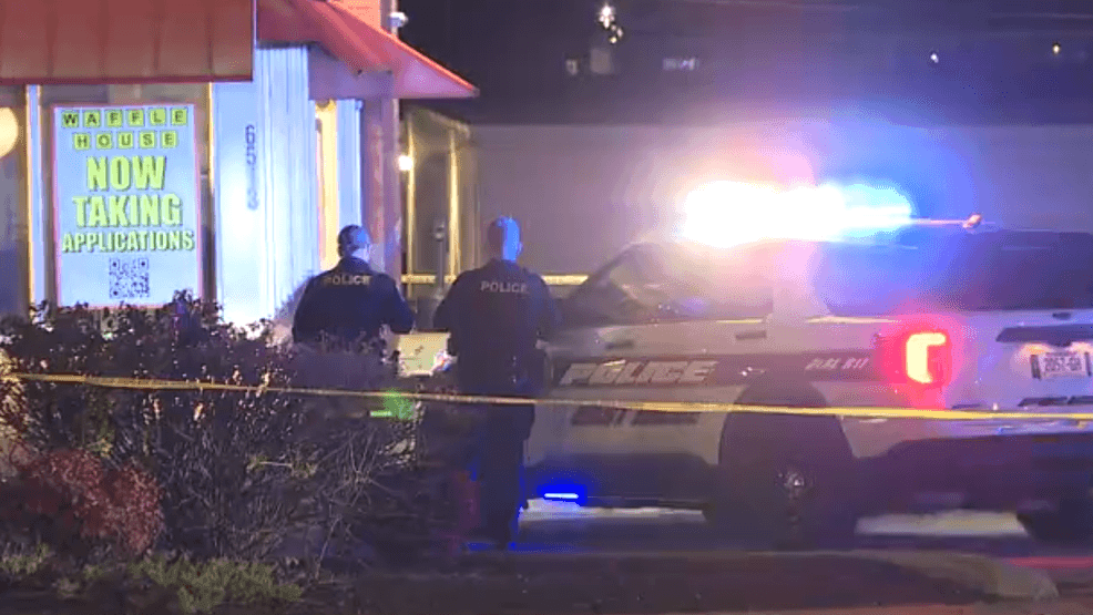 One dead after shooting at East Ridge Waffle House Sunday night