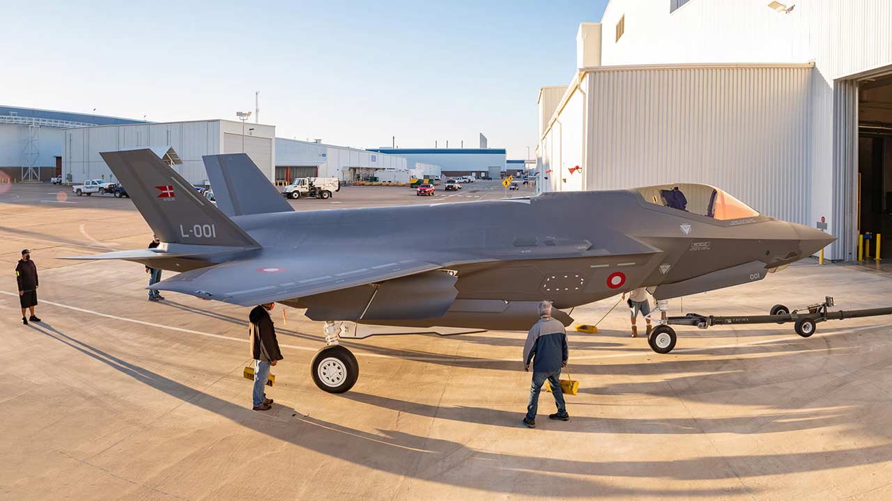 – Denmark Berhenti Gunakan F-16 Setelah 46 Tahun, Beralih ke F-35