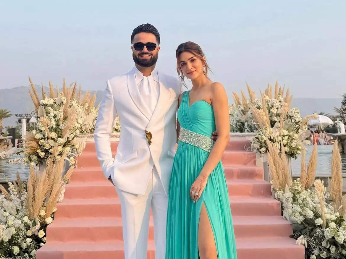 Did Kriti Sanon and Kabir Bahia just confirm their relationship? Here’s