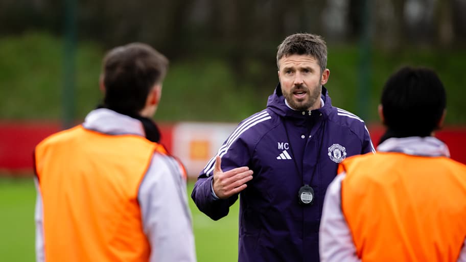 Michael Carrick should be preparing for this player