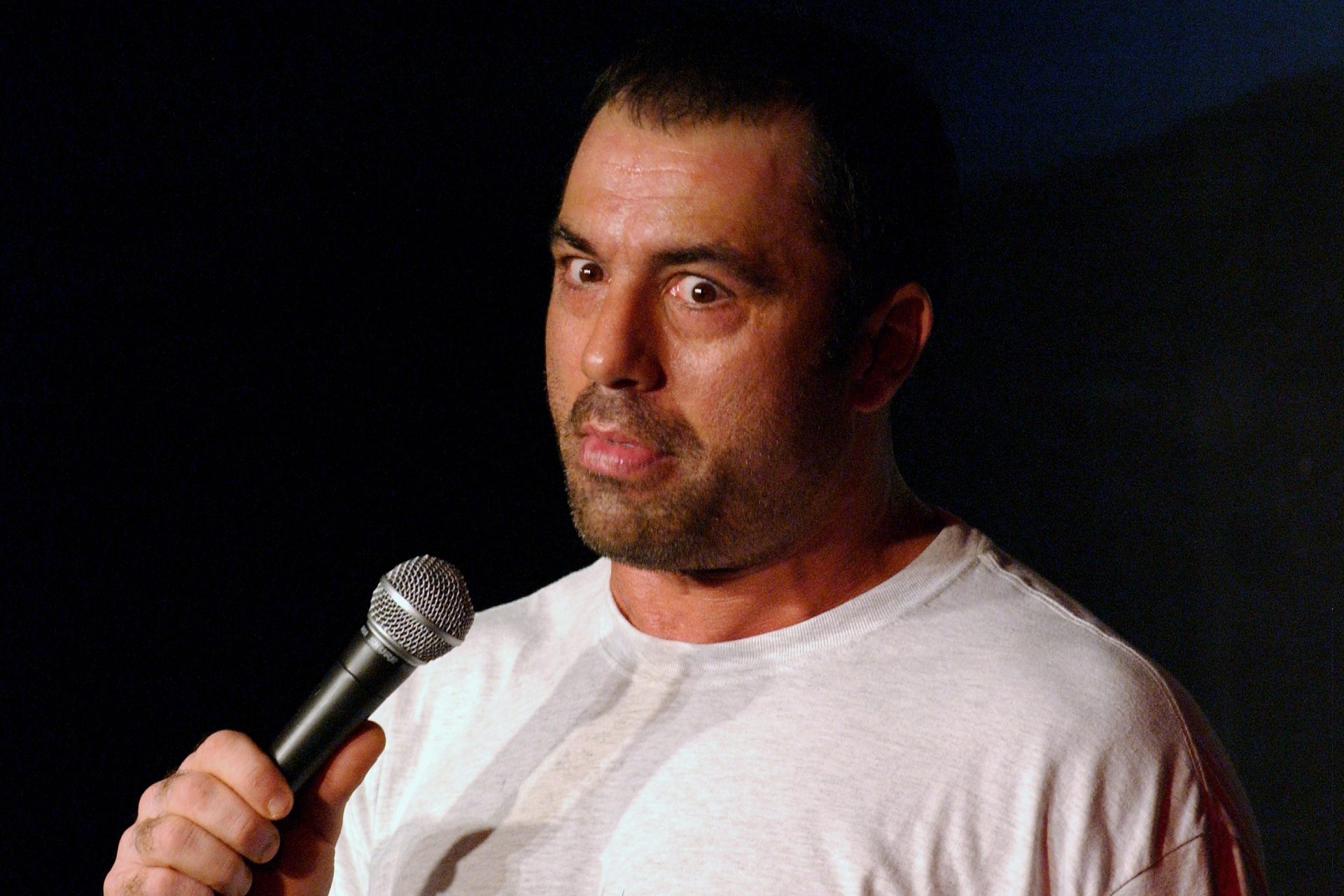 Polémica declaración de Rogan sobre Trump y la caza de migrantes