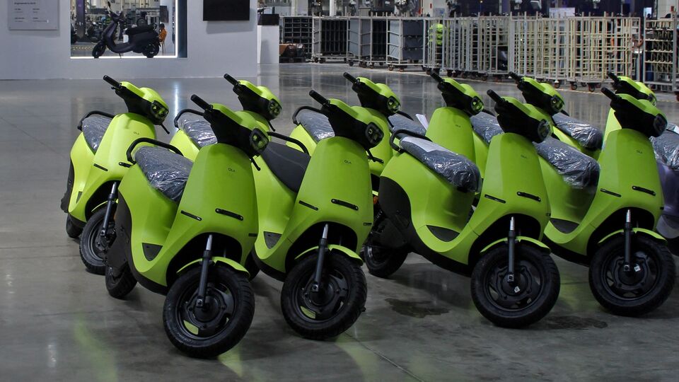 Who is Deepak Rastogi? Ola Electric appoints former Puravankara CFO as ...
