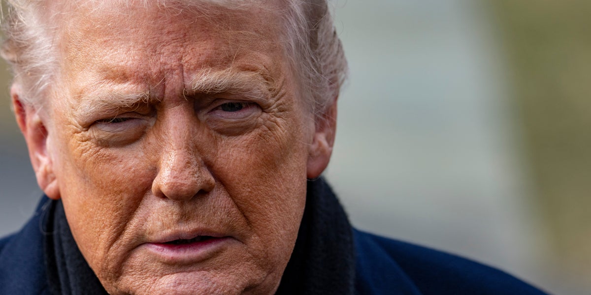 Trump doubles down on threat to slap tariffs on Europe over Greenland
