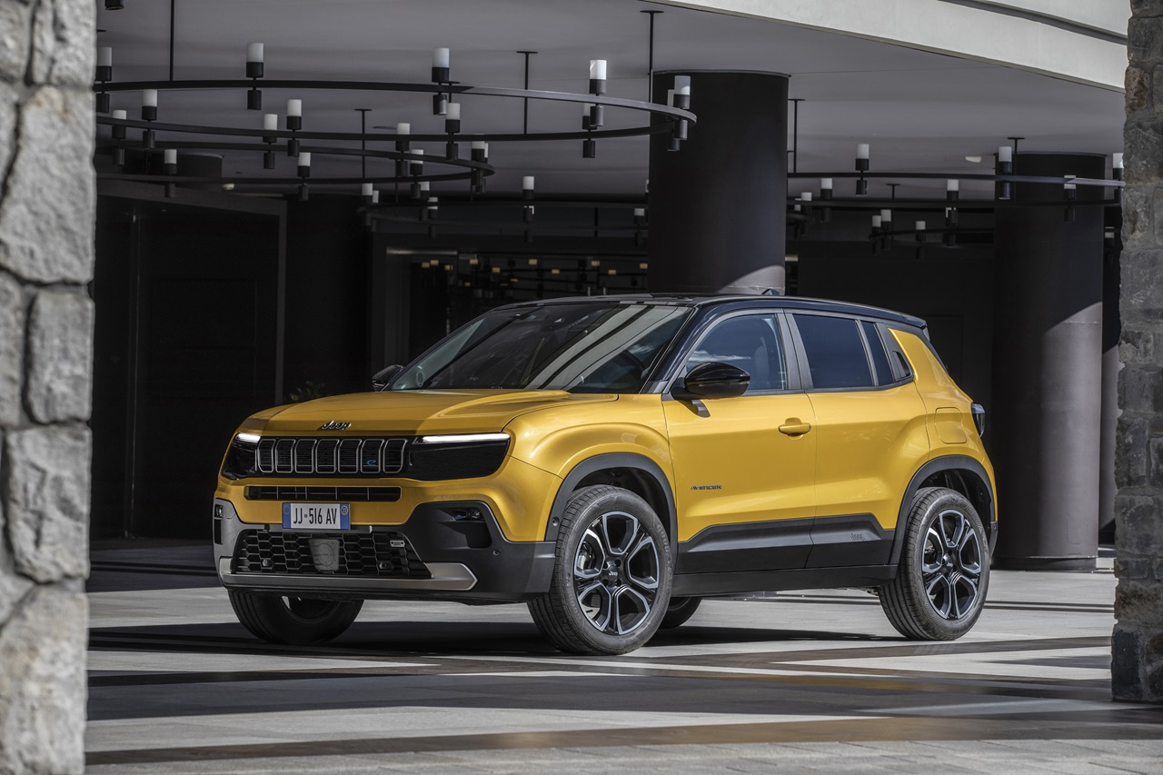Nuova Jeep Avenger: cosa cambia con il restyling e la versione 4xe