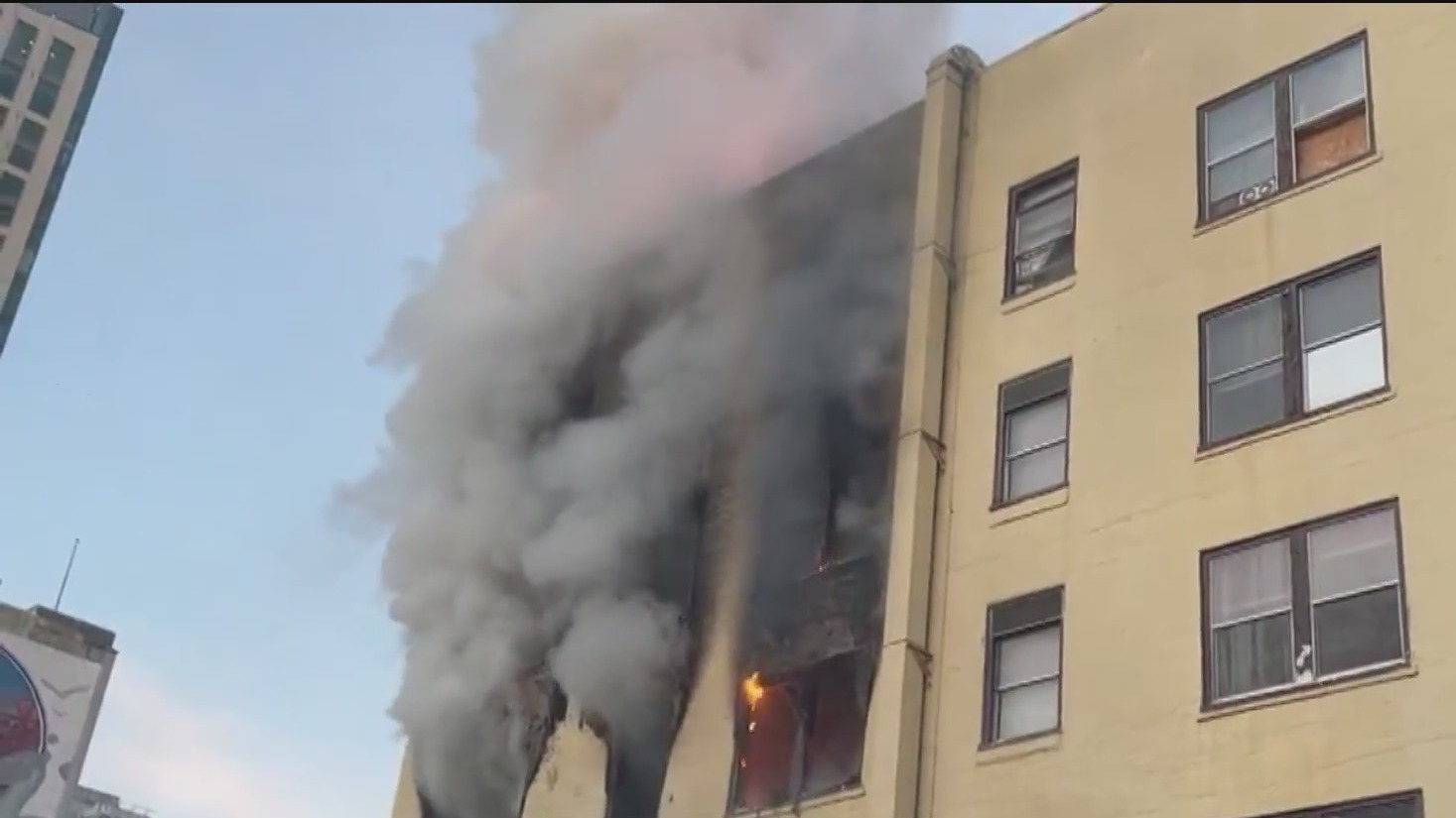 Crews respond to 3-alarm fire at apartment building in downtown Oakland