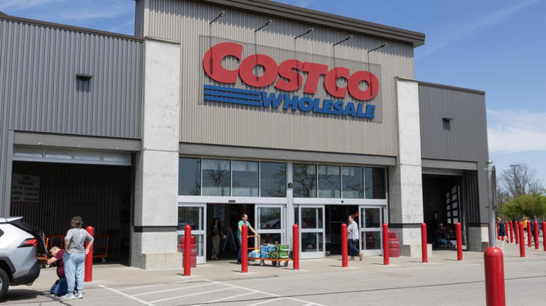 6 reasons to buy your iPhone from Costco (instead of the Apple Store)