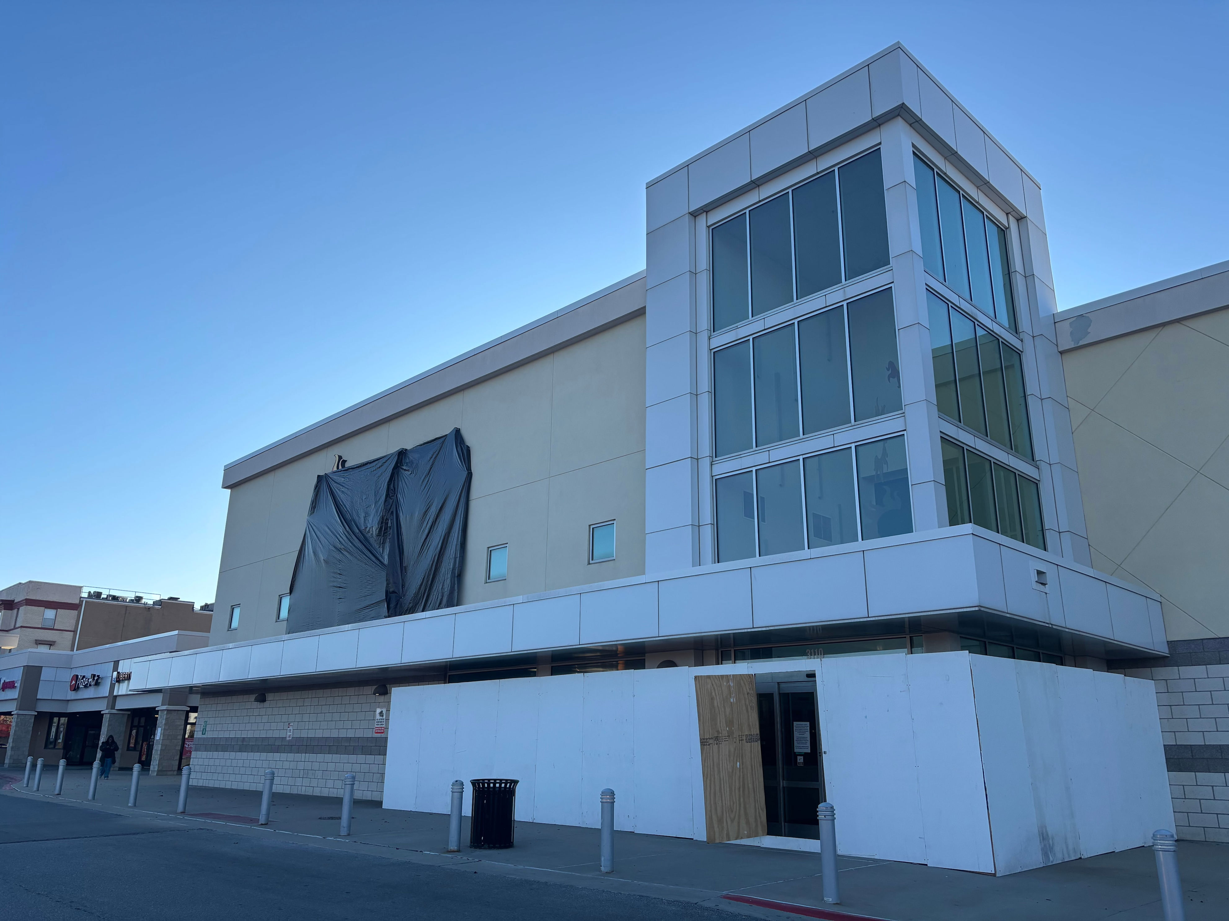 Mayor says new grocery store will replace closed Sun Fresh