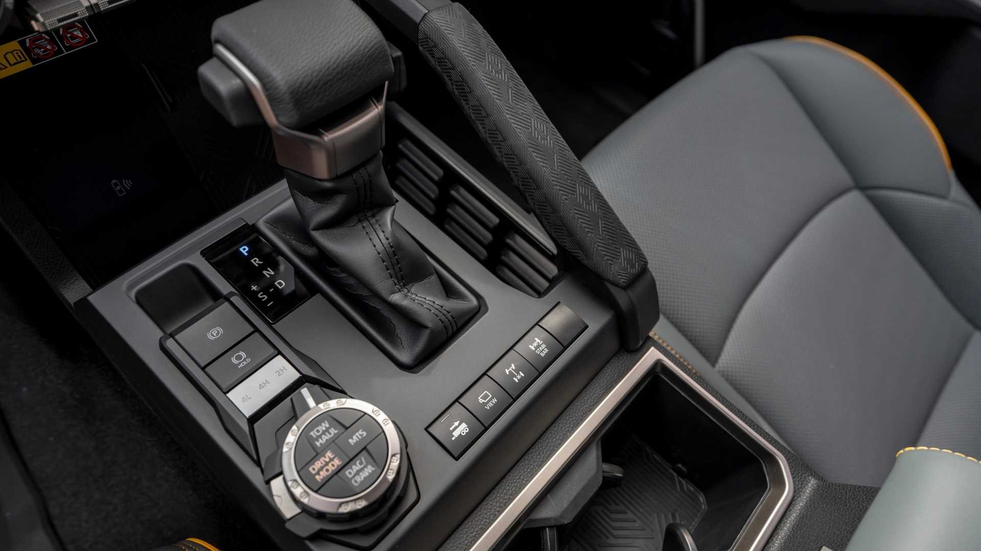 2024 - 2025 Toyota Tacoma