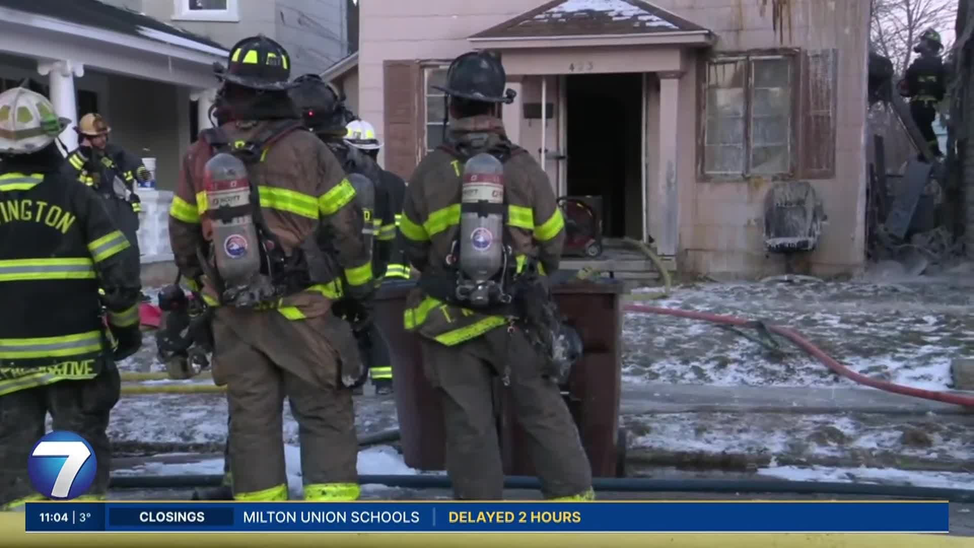 House fire spreads to neighboring home in Miami County