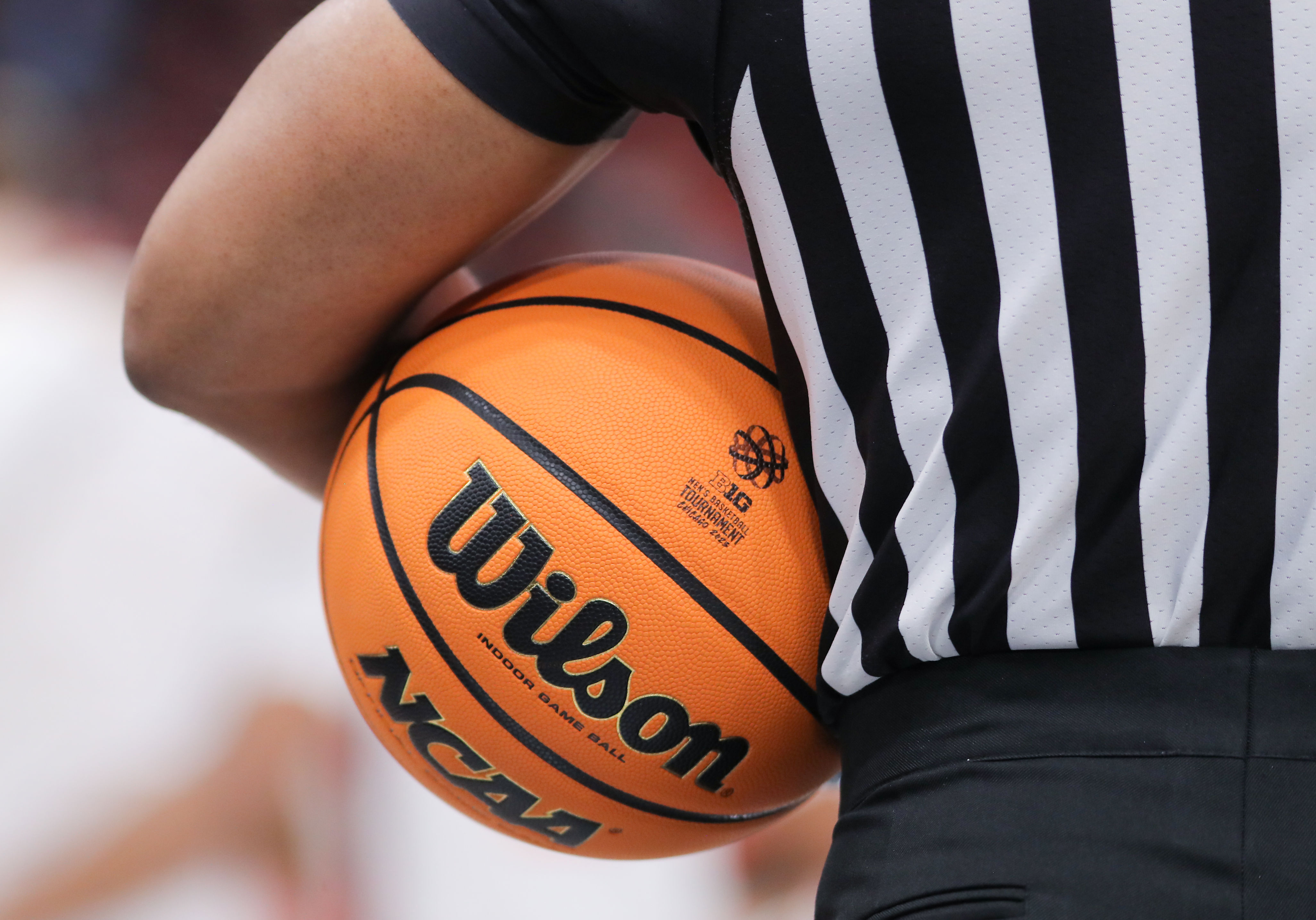 Kansas high school basketball referee on leave following viral flop after ejecting player<br><br>