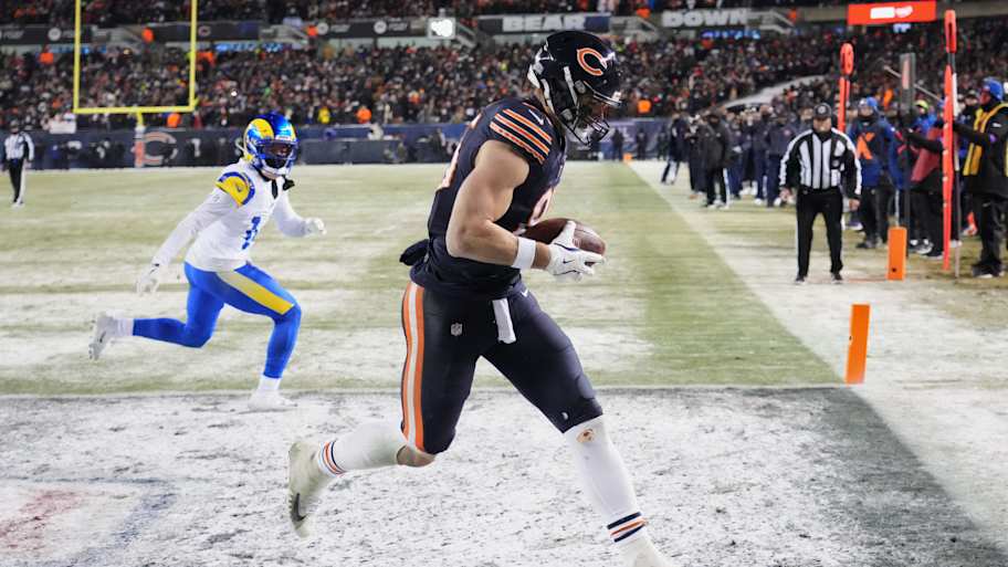 Video reactions of the shockwaves Caleb Williams’ miracle TD pass sent ...