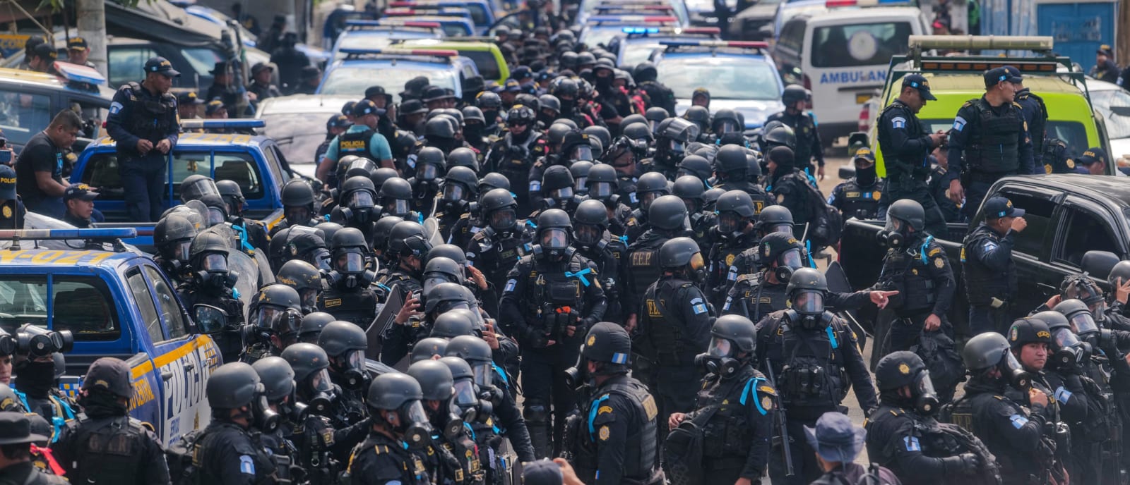 Guatemala declares siege after gangsters seize prisons, take hostages