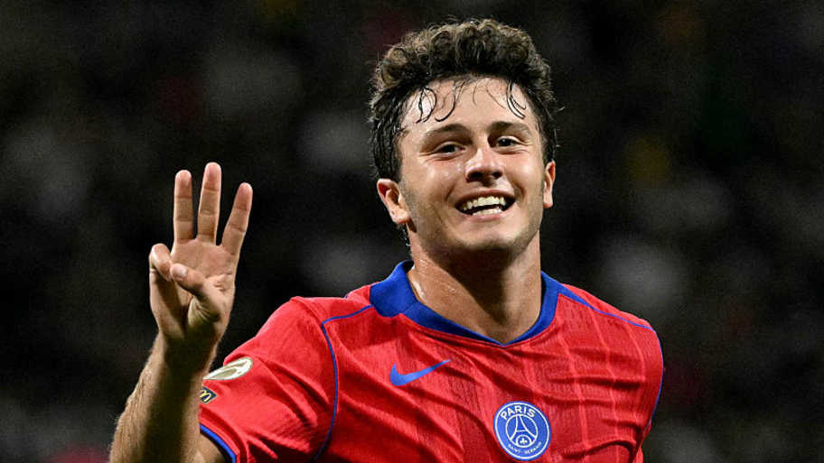 João Neves settled immediately in Paris. | LIONEL BONAVENTURE/AFP via Getty Images