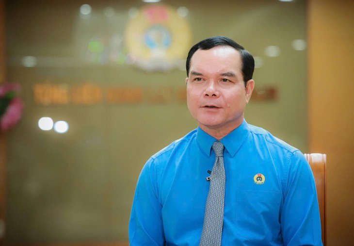 Xây dựng giai cấp công nhân Việt Nam hiện đại, lớn mạnh trong kỷ nguyên phát triển mới của dân tộc