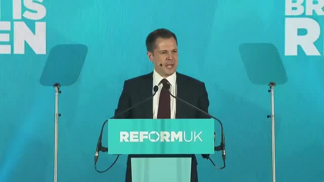 Jenrick heckled at first constituency speech since Reform defection