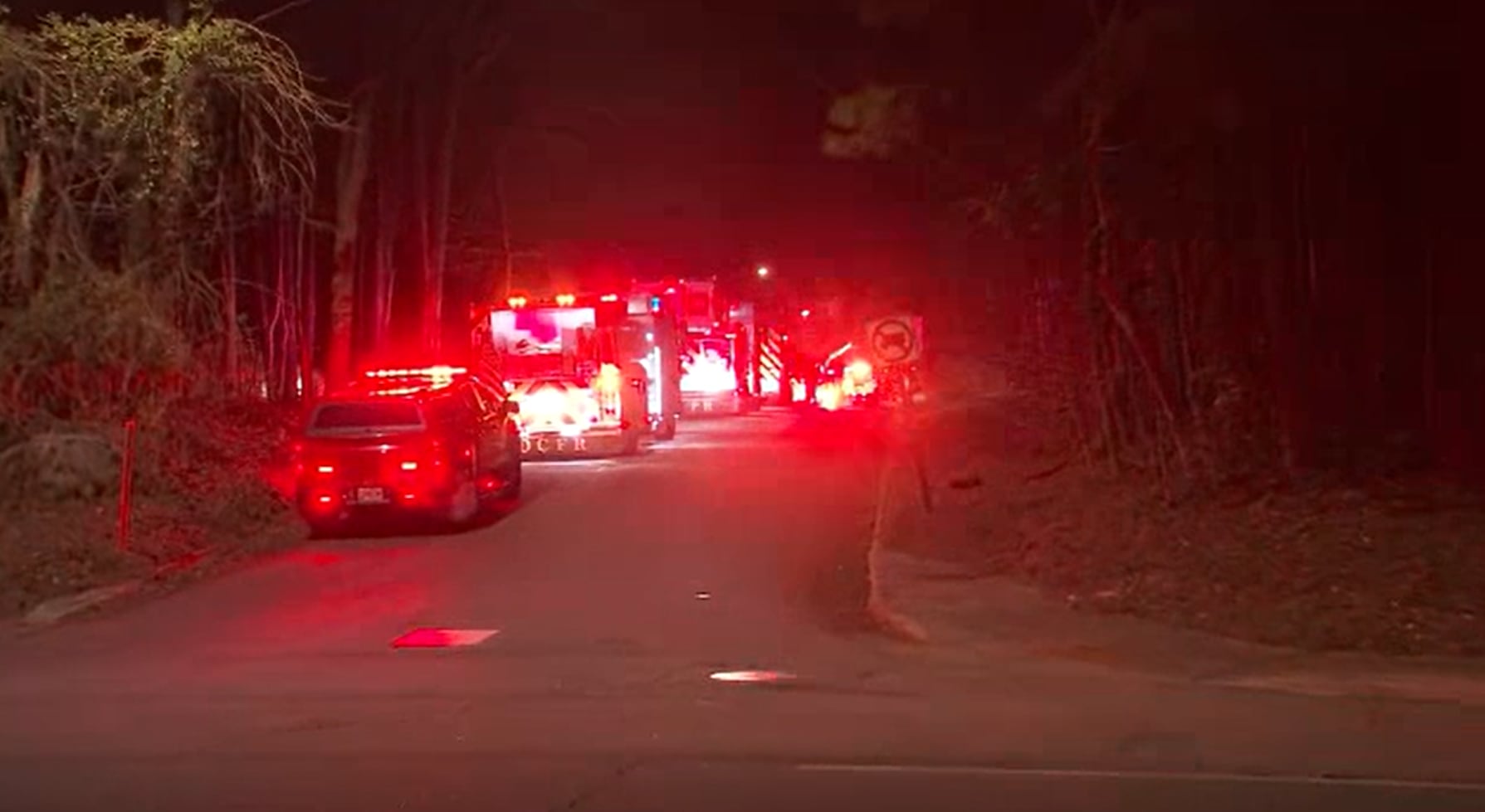 2 firefighters injured battling blaze at Lithonia home