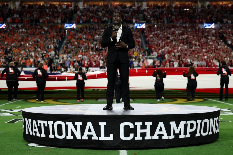 ESPN suffers embarrassing national anthem error at college football title game<br><br>