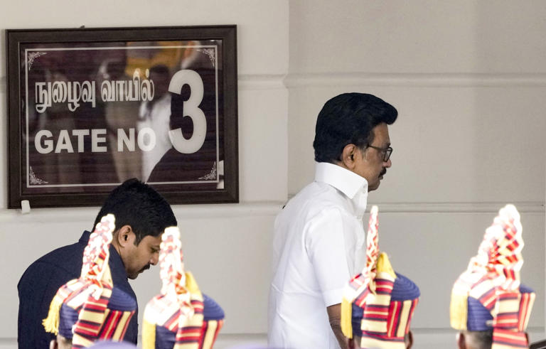 TN Guv Ravi insults position he holds by not reading speech in Assembly ...