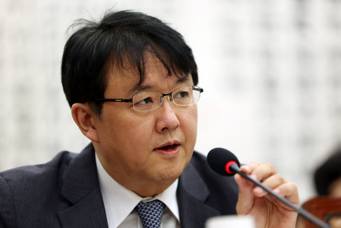 신천지 정치 개입 의혹과 한파 속 시민들의 일상