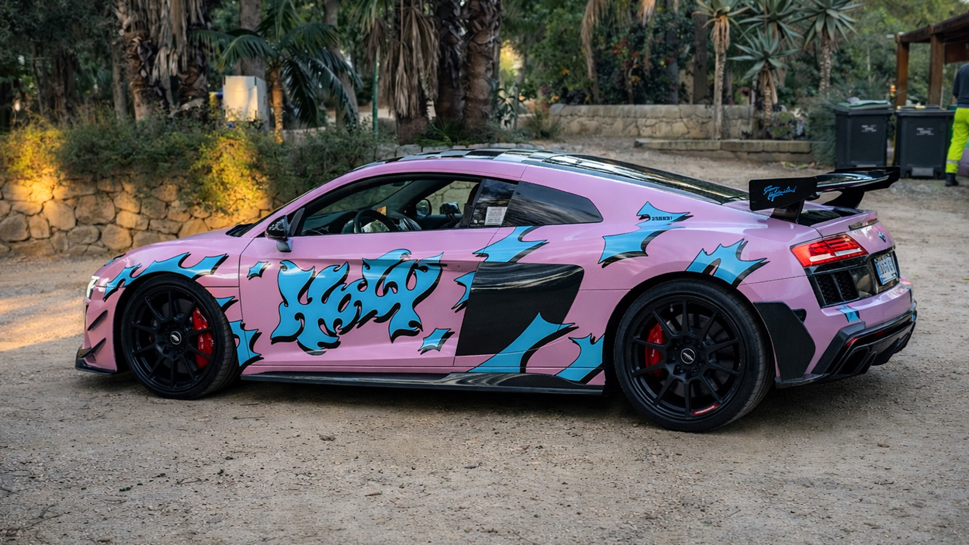 Audi R8 GT begleitet den Sommertag am Strand