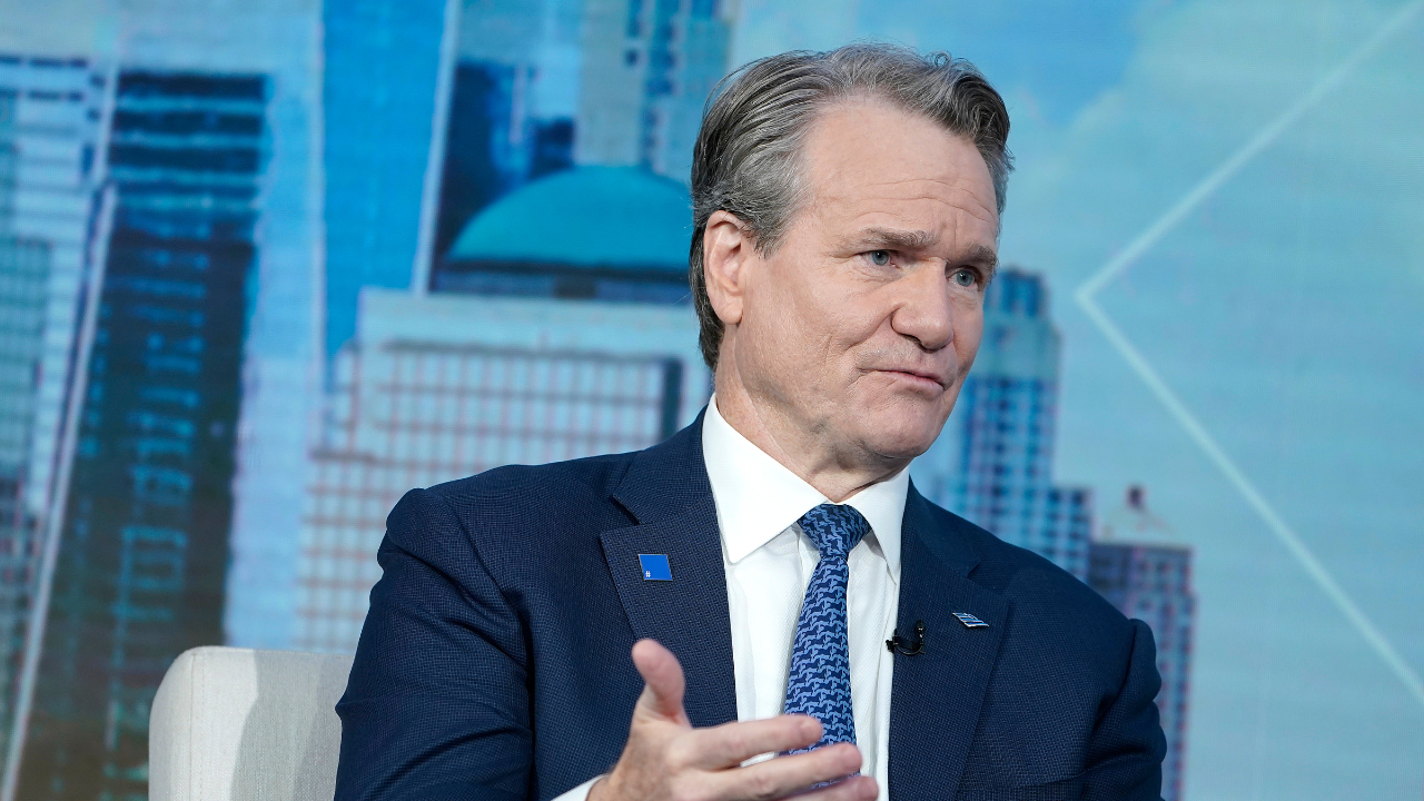 Bank of America to award $1B in stock to nearly all employees through ...