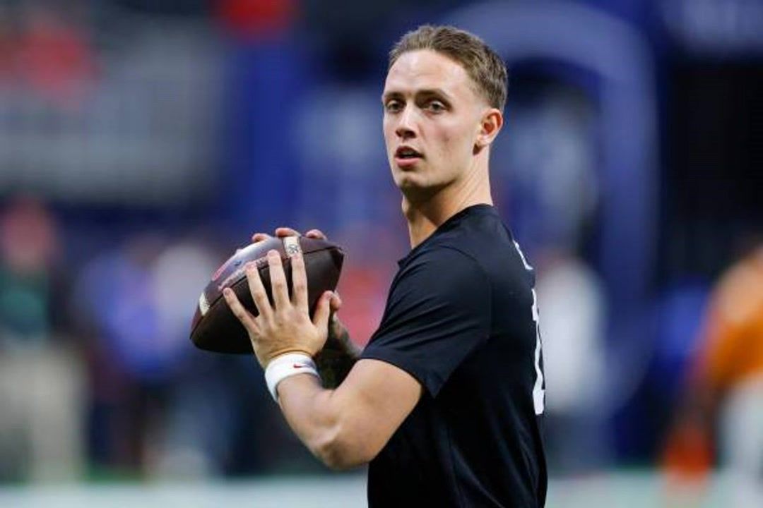 Miami’s Carson Beck discusses GPA revealed as he admits to not going to ...