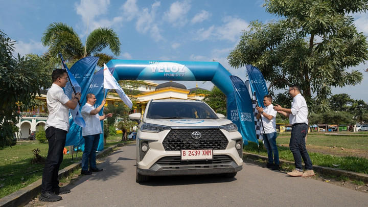 Penyambutan Toyota Veloz Hybrid EV Lintas Nusa di Medan, Sabtu (17/1/2026). Foto: dok. Toyota Astra Motor
