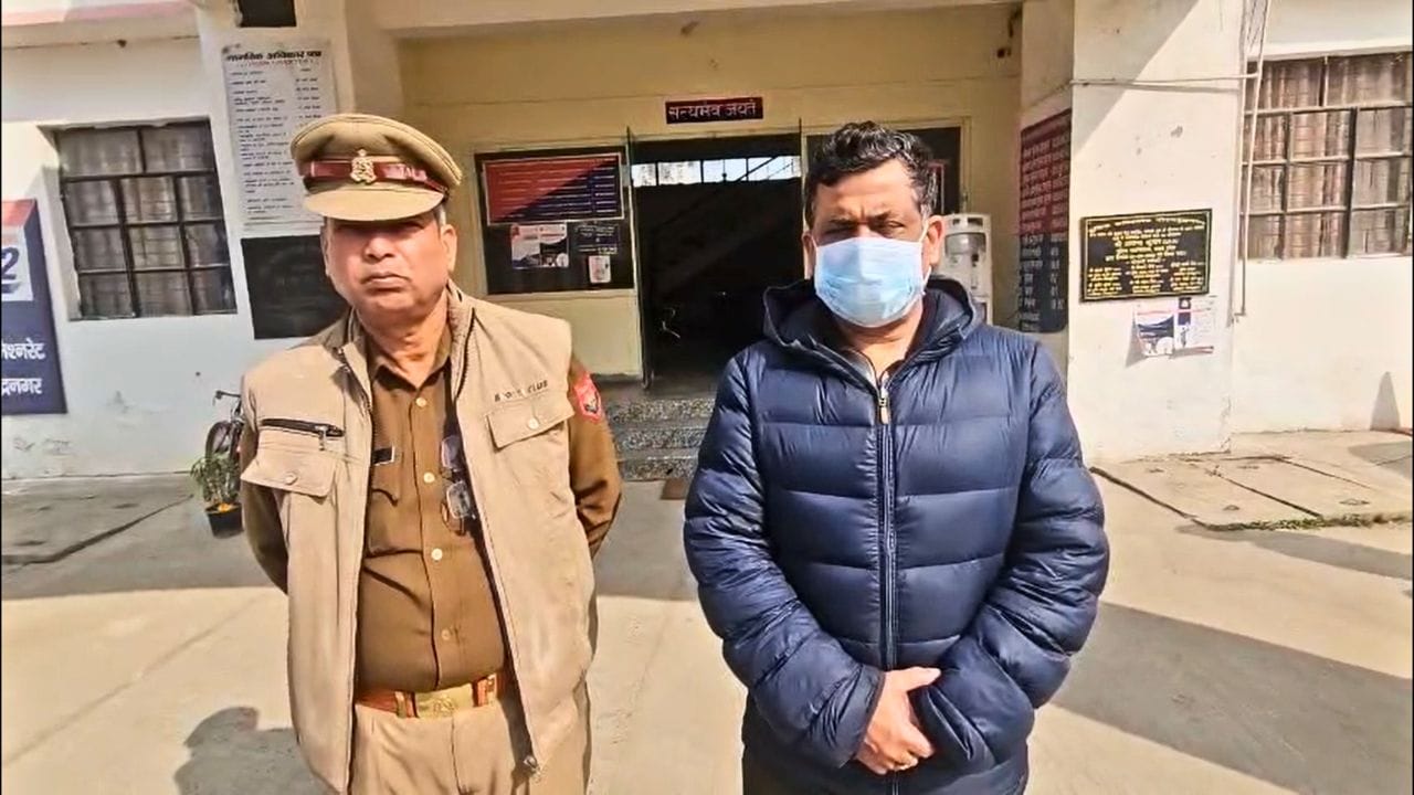 नोएडा में इंजीनियर युवराज मेहता मौत मामले में पहली गिरफ्तारी, बिल्डर ...