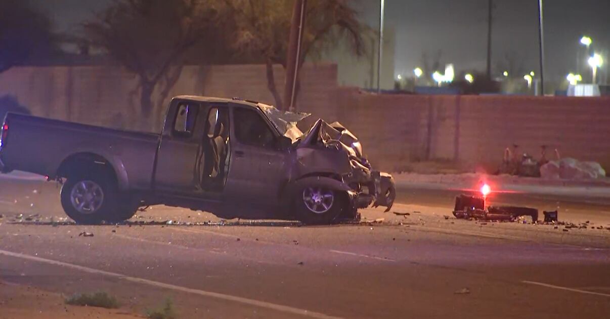 Police ID driver killed after crashing into bus in west Phoenix