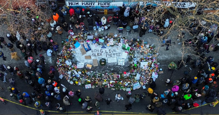 White House eases tone on Pretti killing: Trump 'does not want any ...