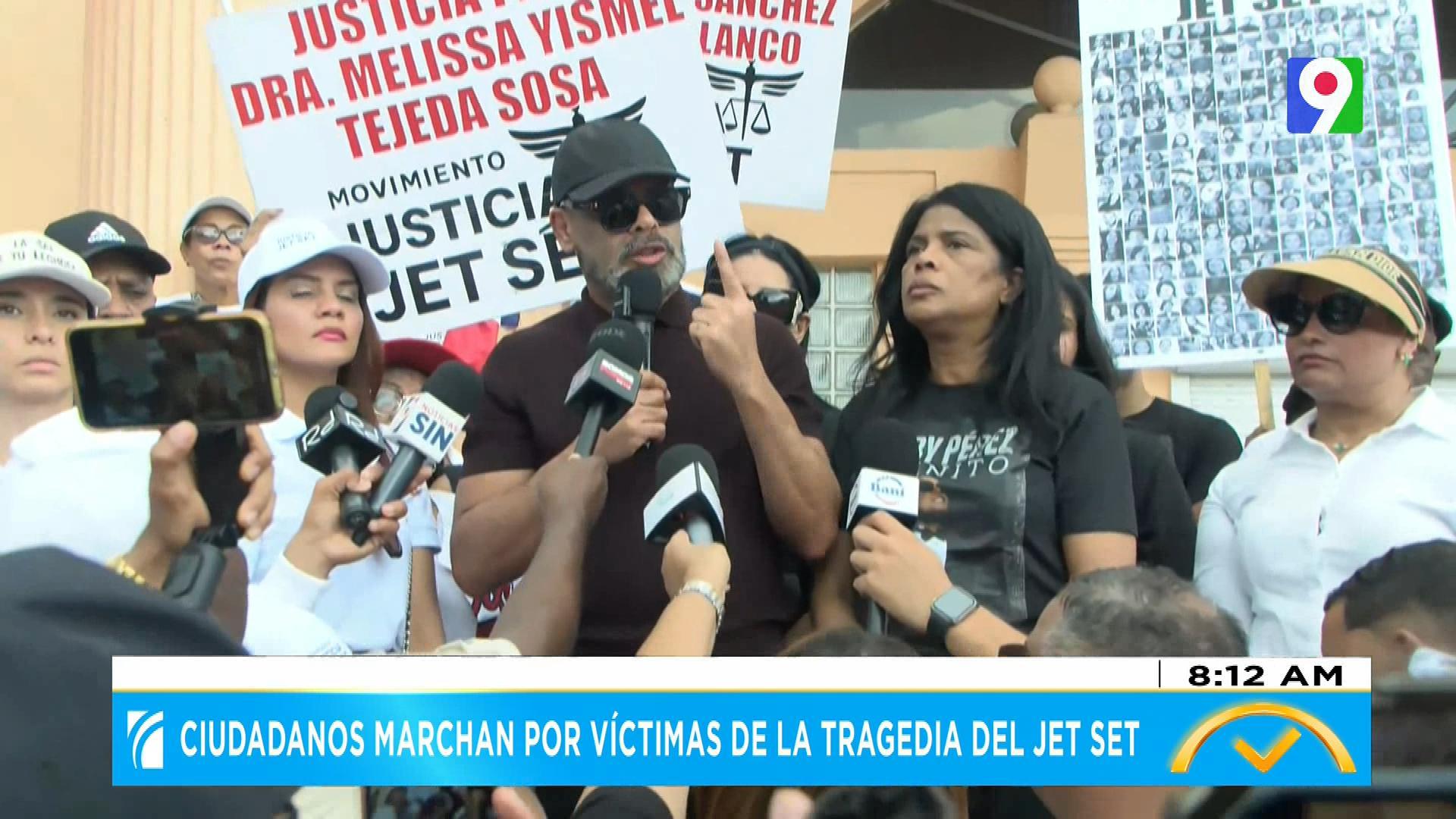 Ciudadanos marchan por víctimas de la tragedia del Jet Set | El Despertador