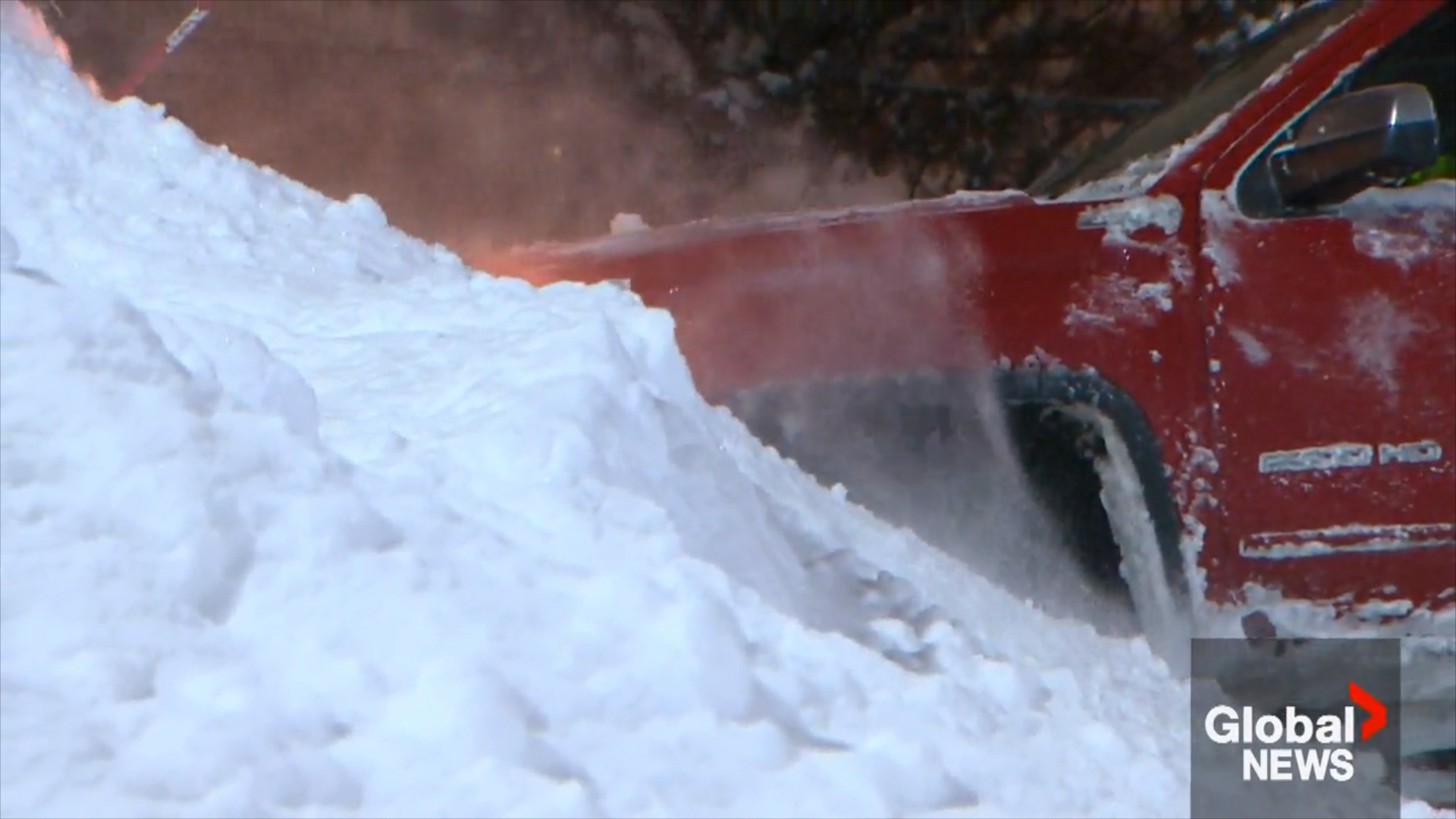 Toronto prepares to dig out as historic snowstorm wallops Toronto area