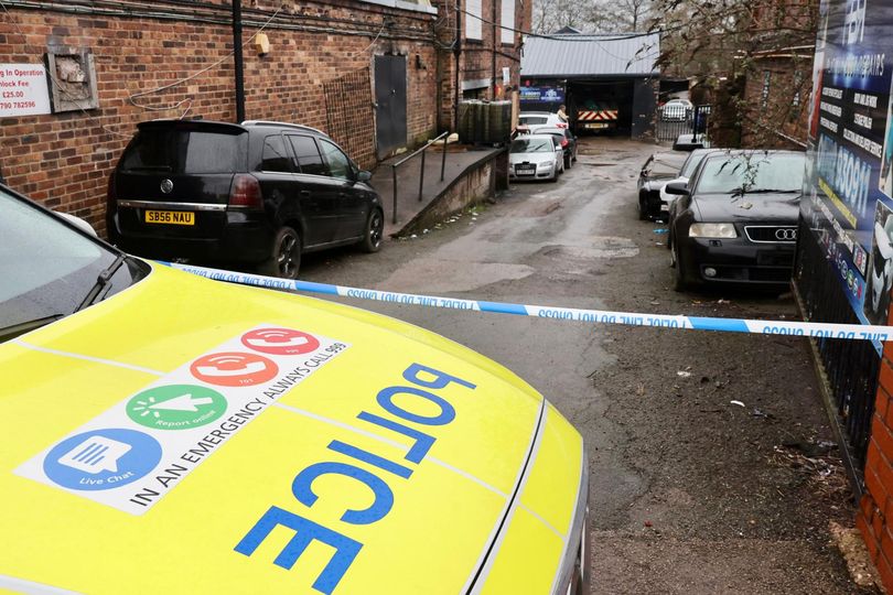 Man still at large after two-on-one attack leaves victim in Royal Stoke