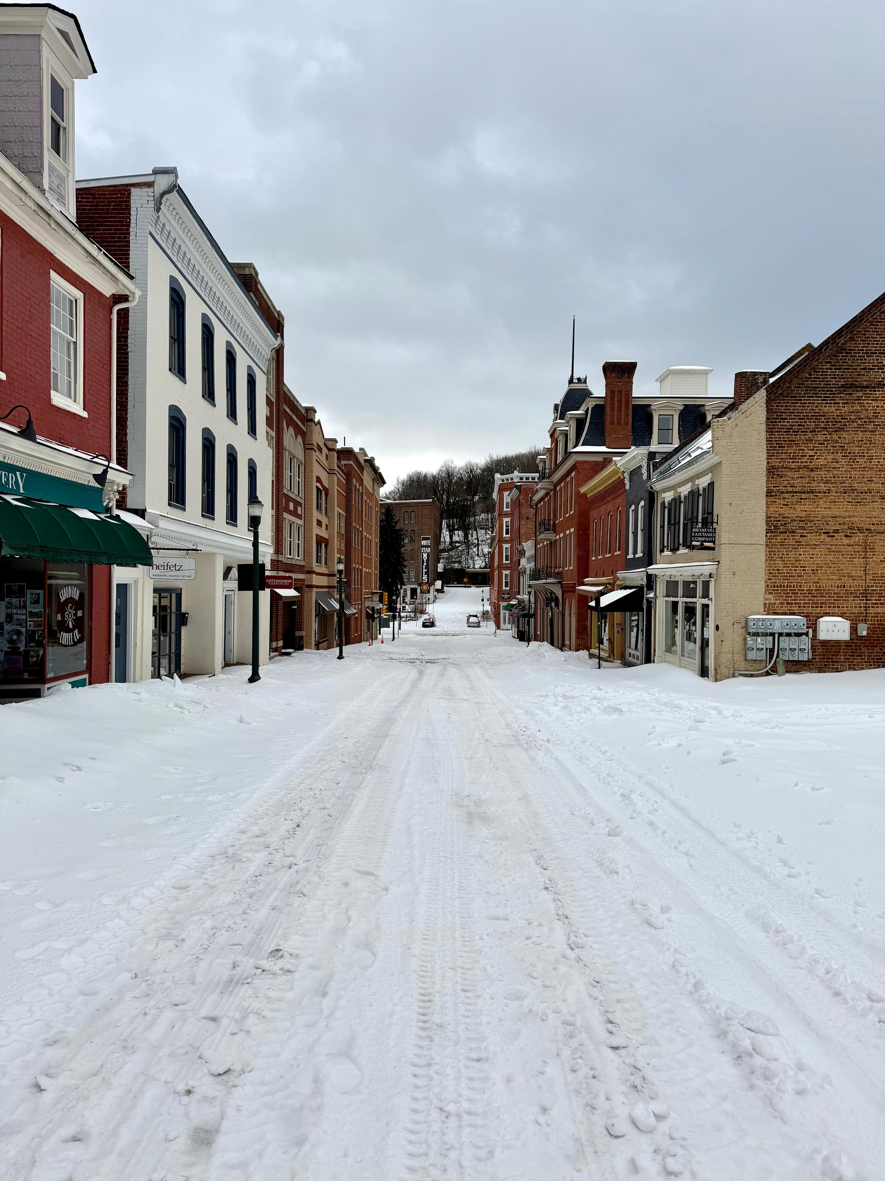 School closures announced for Jan. 27