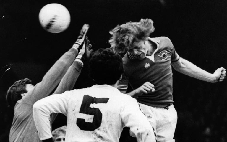 The aerial prowess for which Gordon was revered as a player contributed to devastating health effects in later life - Getty Images/Evening Standard