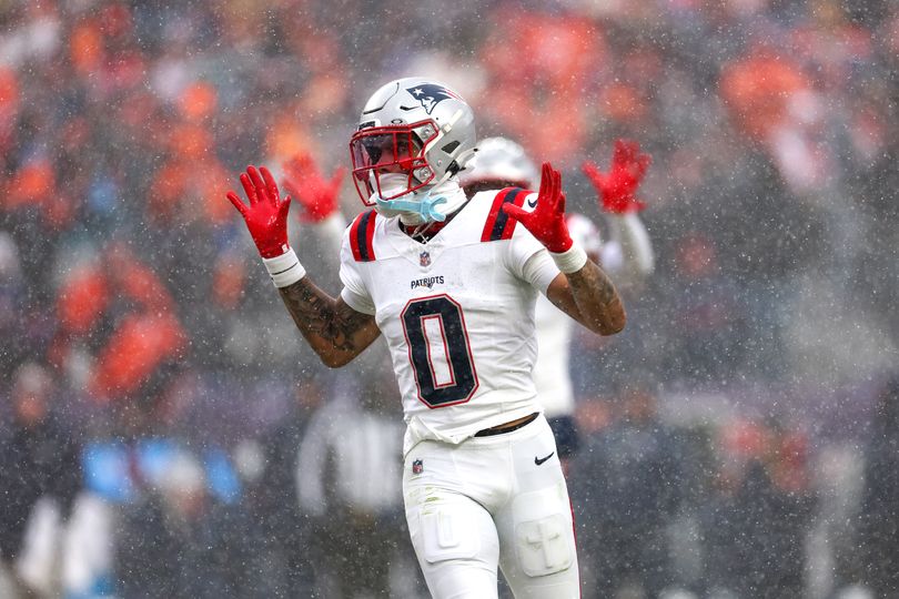 super-bowl-betting-line-plummets-to-10-year-low-as-seahawks-patriots