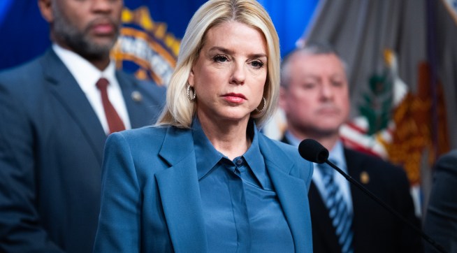 Minnesota SoS rejects Bondi’s ‘ransom’ request for voter data in ...
