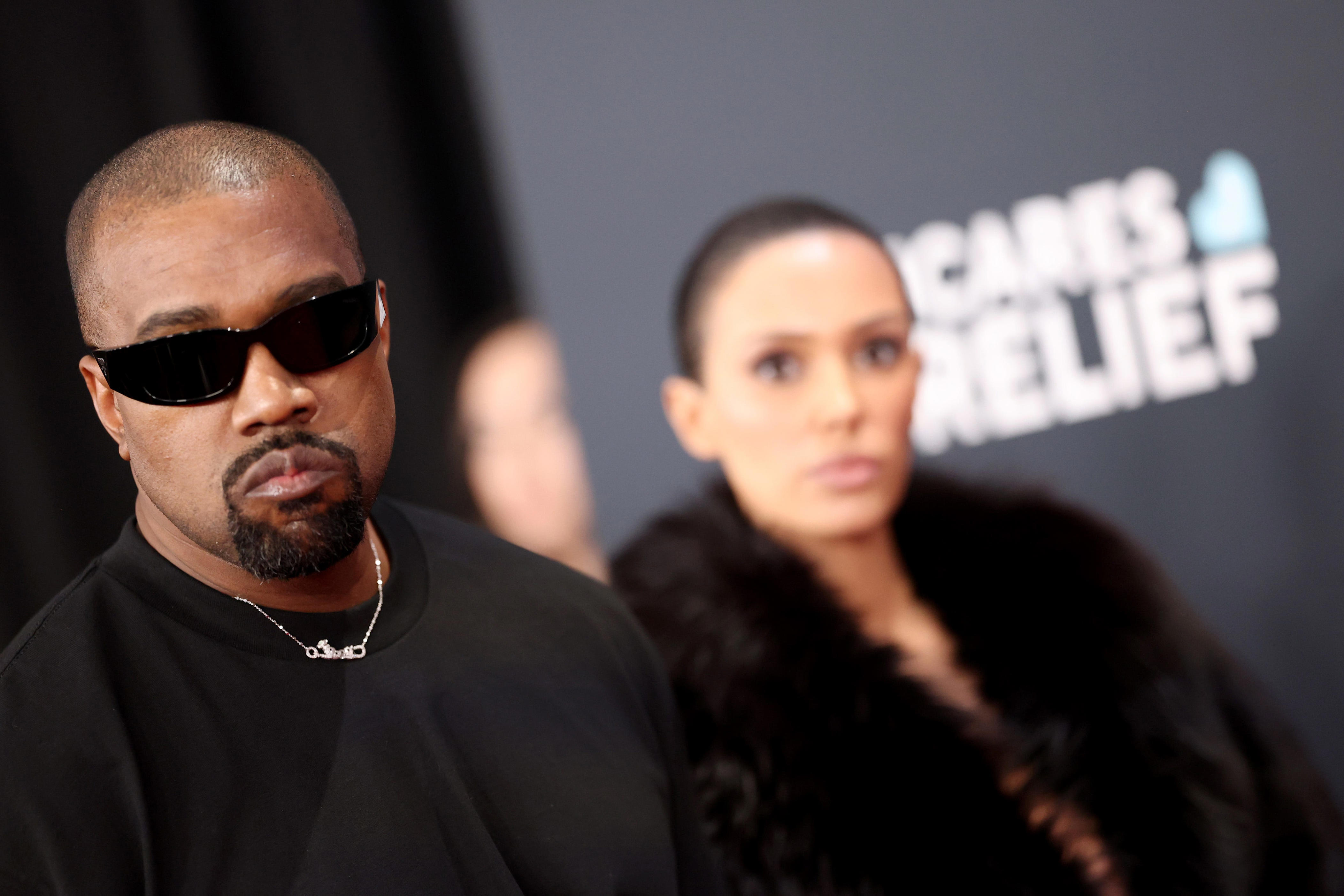 What did Kanye West say? Rapper, producer apologizes for antisemitism