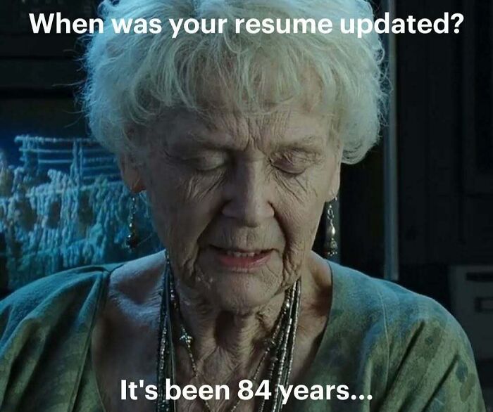 52 Hilarious Resume Memes That Might Be Painfully Relatable