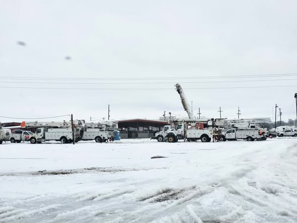 Entergy Mississippi restoring power after winter storm disrupts service