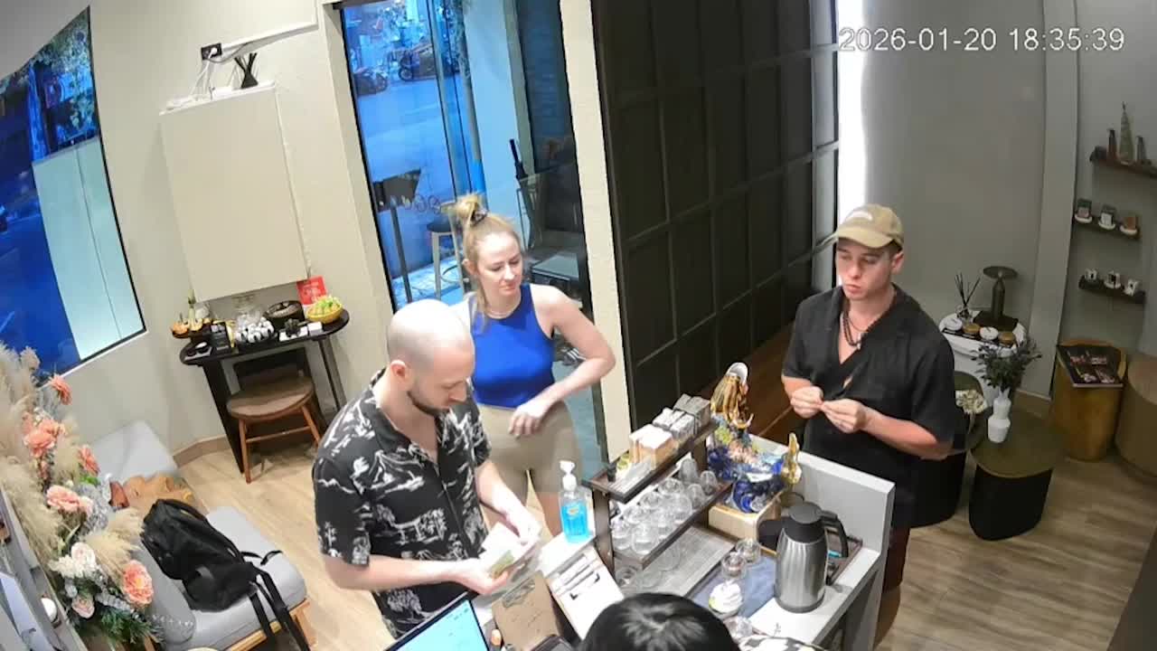 German and Austrian tourists arrested 'for stealing shoes' in Phuket