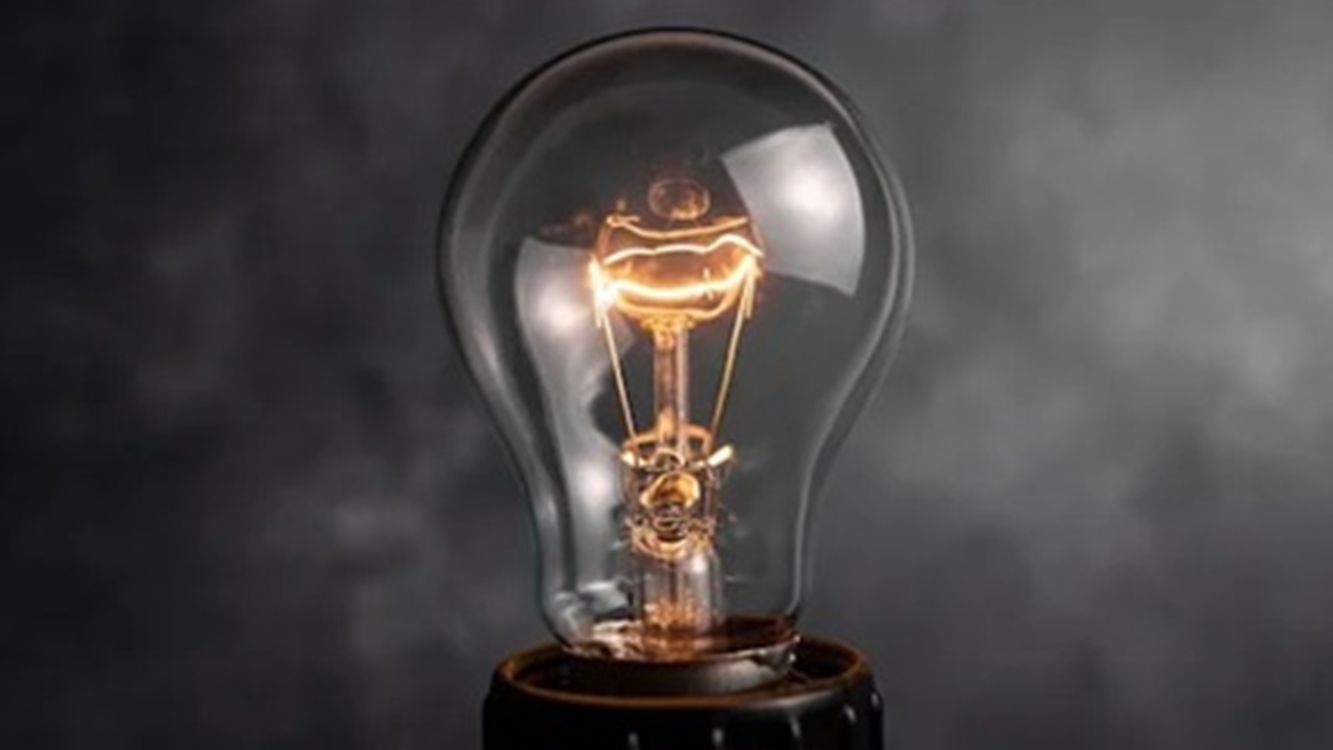 Edison's 1879 light bulb may have accidentally produced graphene ...
