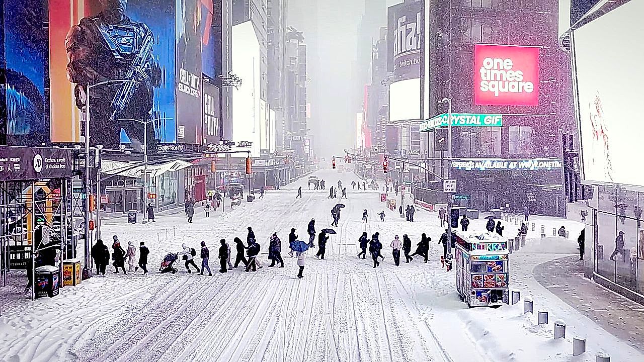 Winter storm blankets New York City in heavy snow halting the US