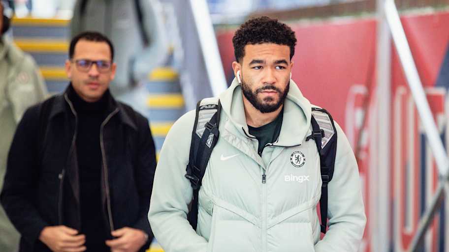 Reece James (right) will be hoping to lead Chelsea to victory in Italy on Wednesday night. | IMAGO / Sports Press Photo