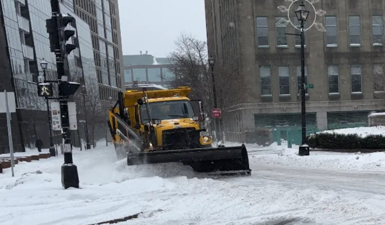20-40+ cm: Massive winter storm blasts Atlantic Canada with heavy snow ...