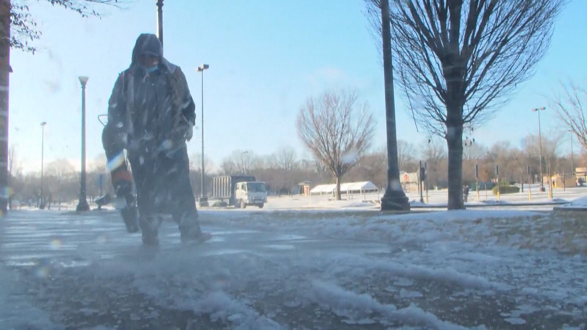 Crews in Rock Hill preparing for a possible refreeze Monday night