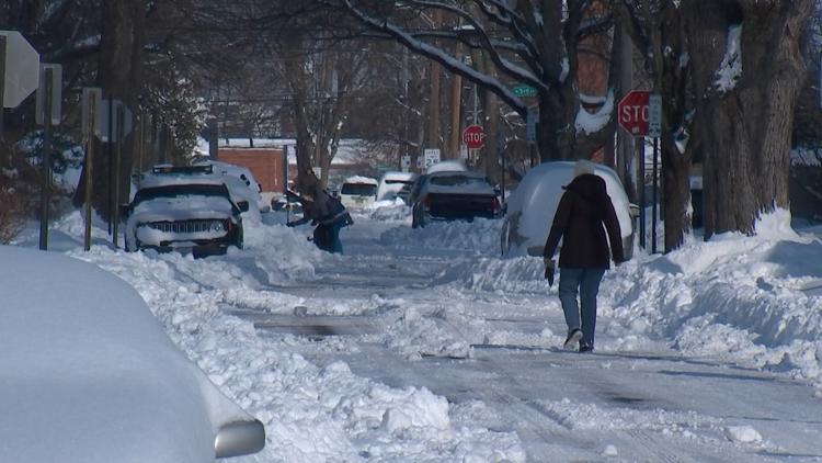 Neighbors help neighbors dig out after central Ohio snowstorm