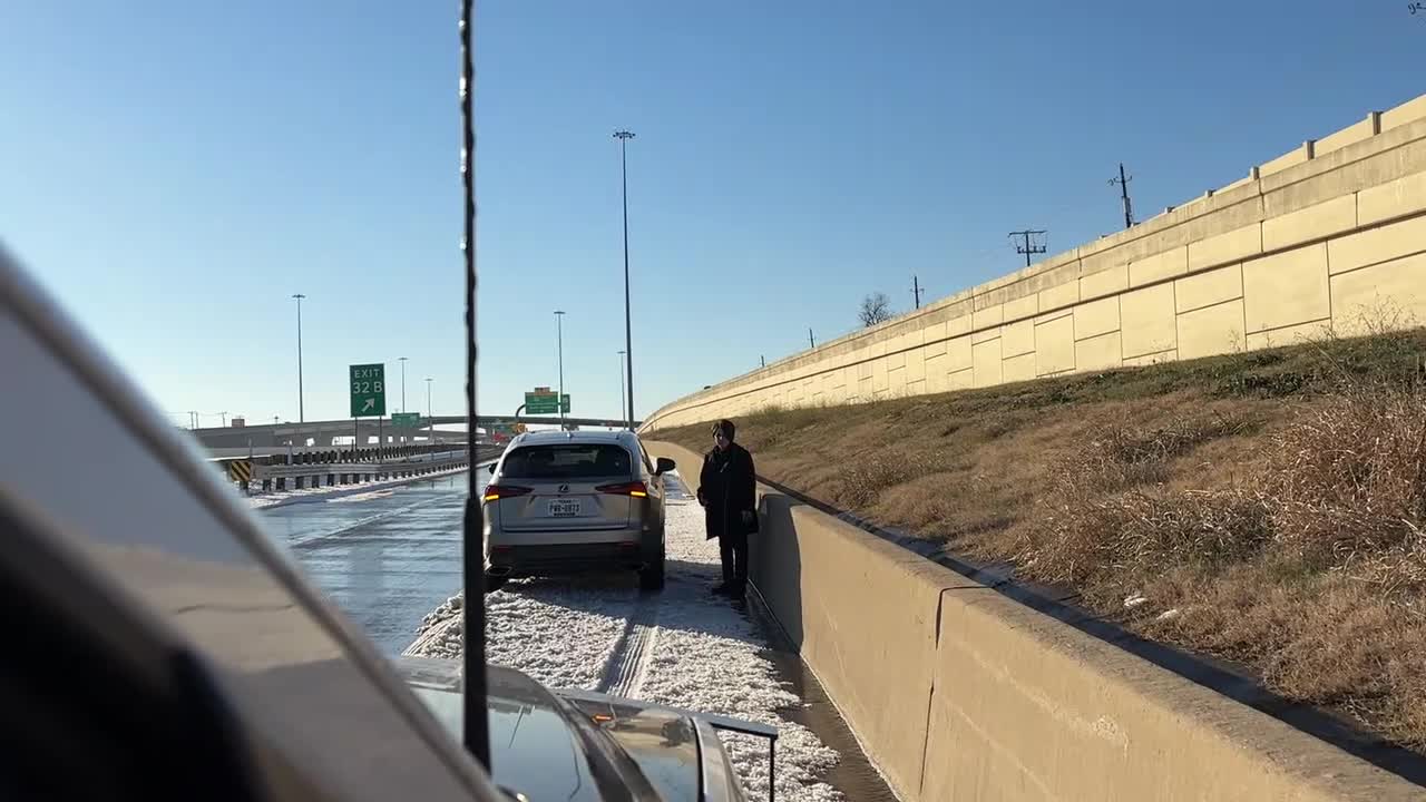 Dallas Sheriff's Patrol rescues drivers stranded on icy roads during ...