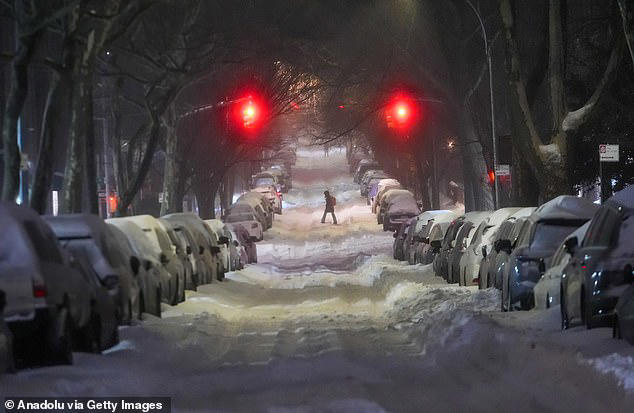 Winter storm death toll hits 34 after brutal freeze batters US with ...